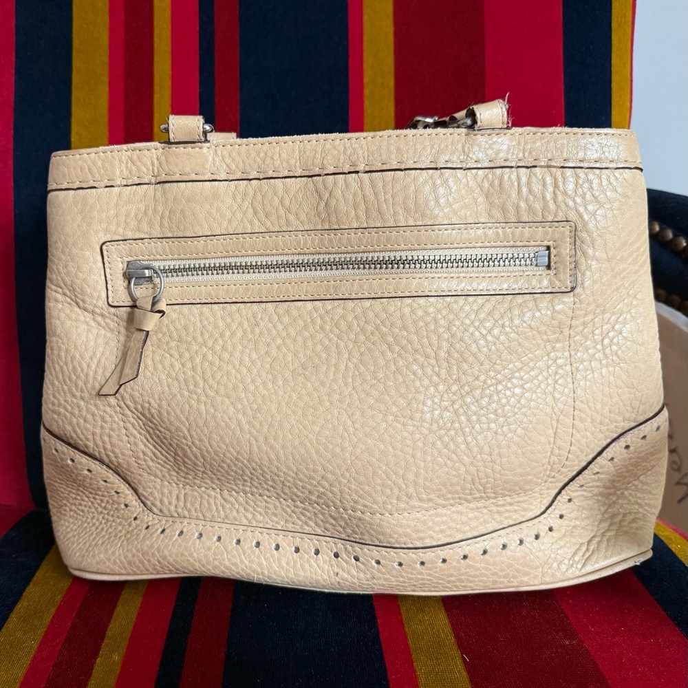 Vintage Coach Cream Leather Tote Bag - Picture 2 of 6